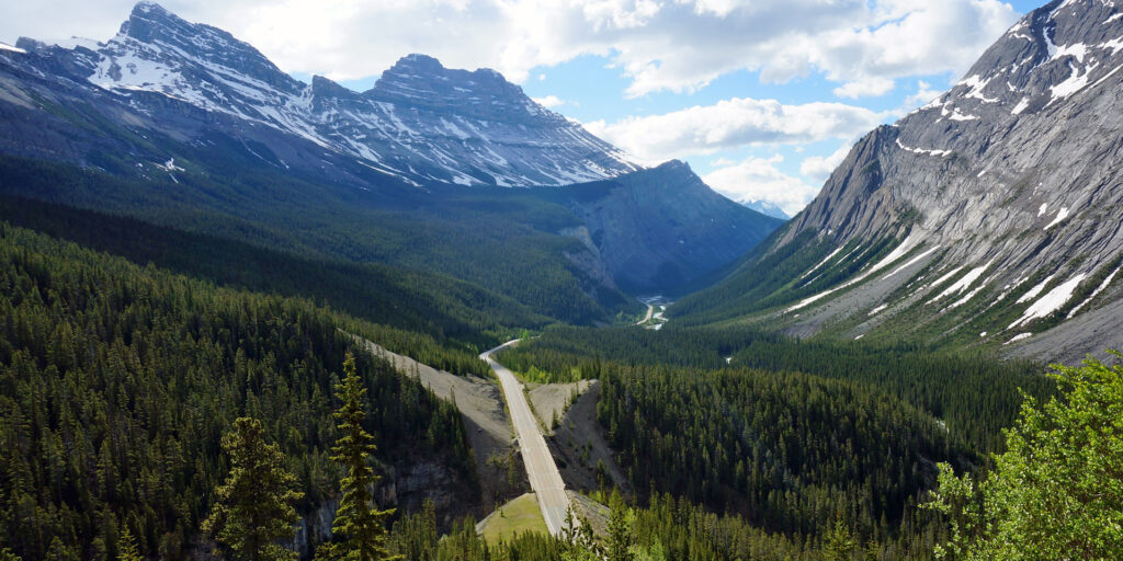 Canada Iconic Landmarks: Icefields Parkway